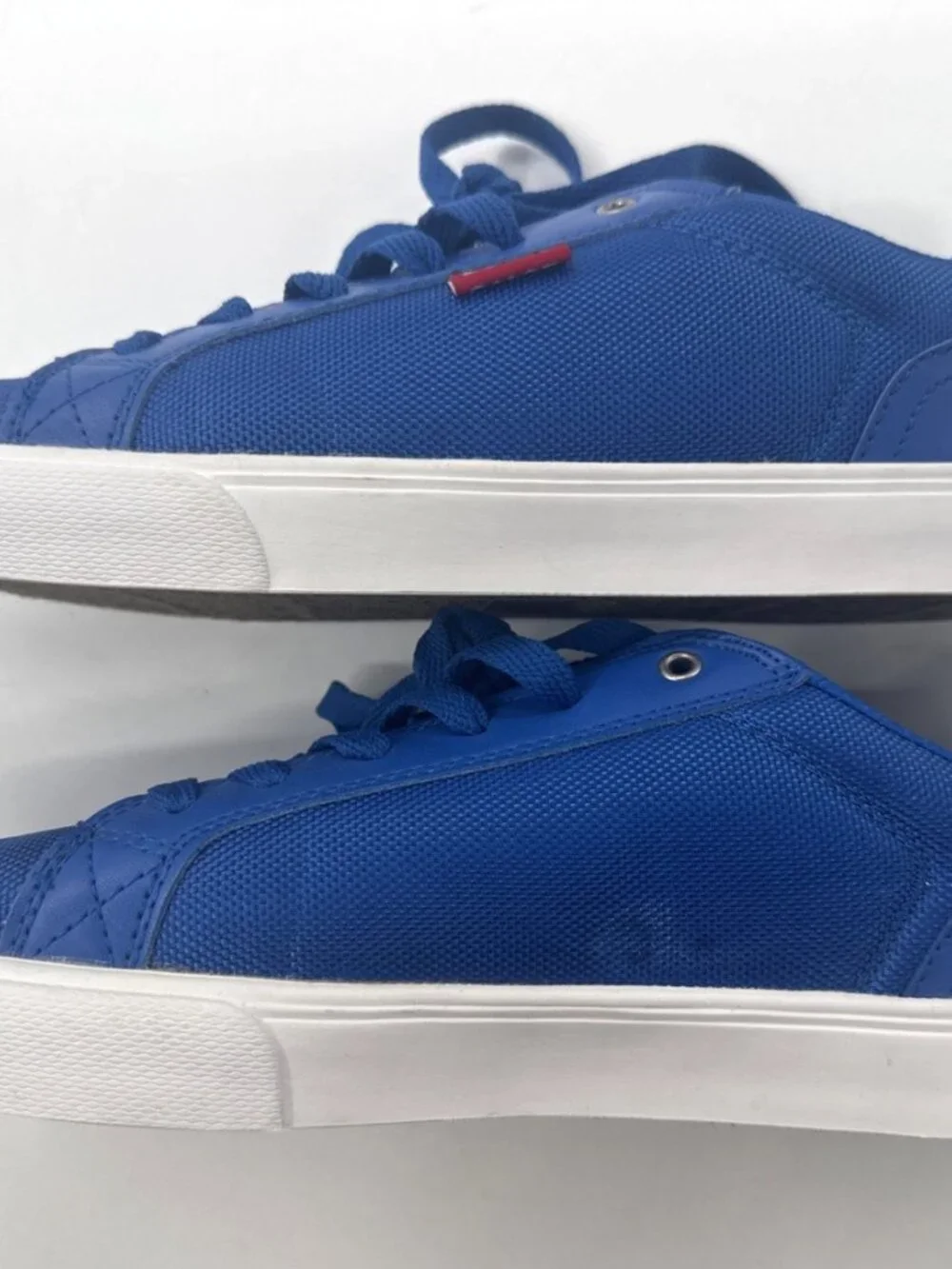 Levis Shoes Mens 11 Low Top Sneakers Blue Canvas Round Toe Lace Up Skater Casual